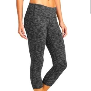 Athleta Energy Chaturanga™‎ Capri Leggings – Space Dye Black/Gray, XS
